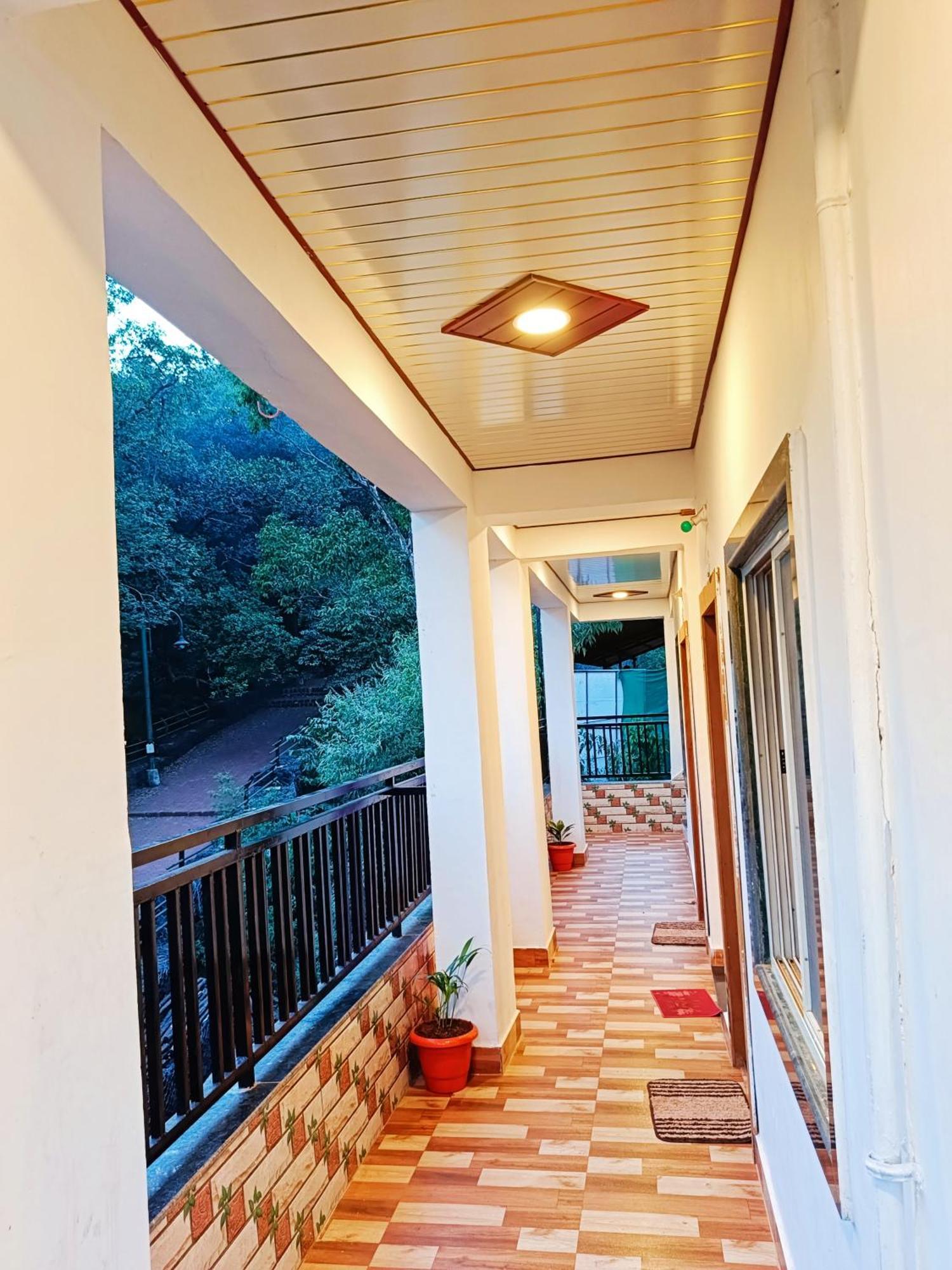 Janani Cottages Matheran Bagian luar foto